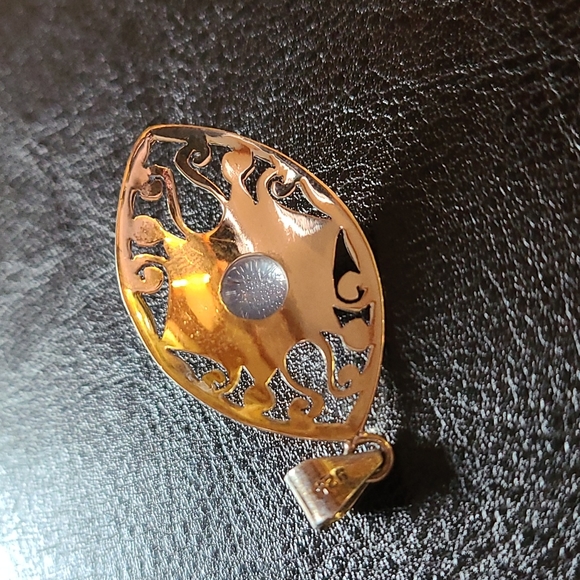 Moonstone set in sterling silver pendant. - Picture 3 of 4